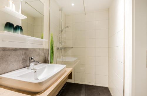 Emden Hotel | Hotel DH -Deutsches Haus-