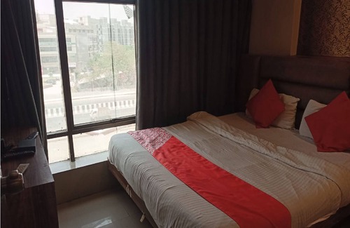 Changodar Hotel | Hotel Dream Stay Ahmedabad