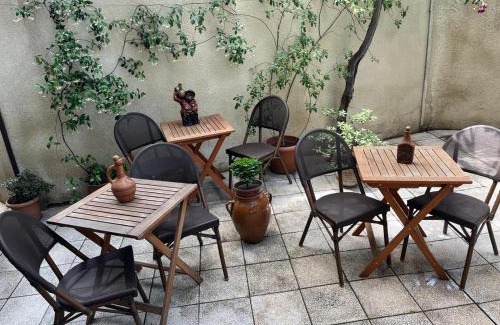 Avlabari House | Hotel Eight