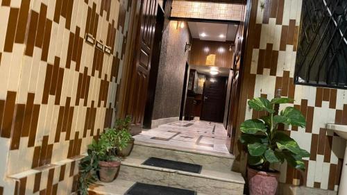Gulshan-E-Jamal House | Hotel Elegant Gulshan-e-Iqbal karachi