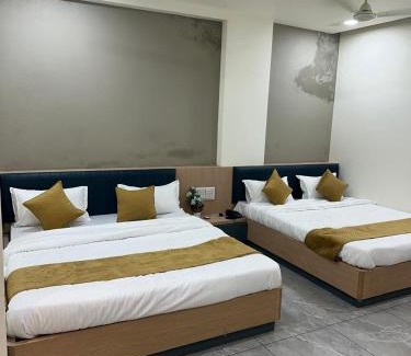 Kalol Hotel | Hotel Embassy Inn