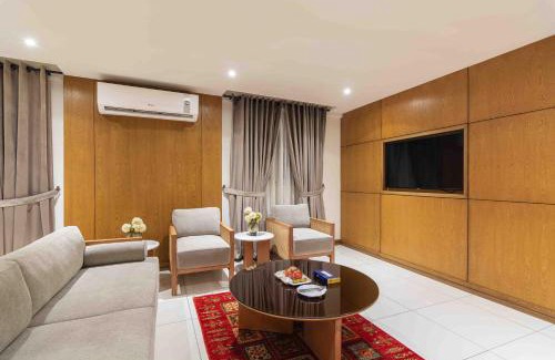 Saddar Town Hotel | Hotel Excelsior Karachi