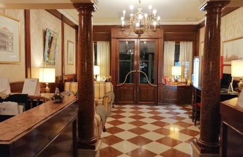 Santa Croce Hotel | Hotel Falier