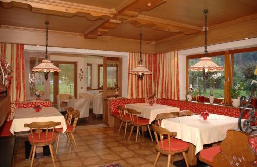 Mayrhofen House | Hotel-Garni Almhof