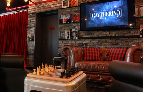 West Avenue Hotel | Hôtel Gaythering - Gay Hotel - All Adults Welcome