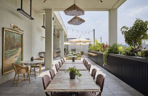 East Market District House | Hotel Genevieve, Petite King Room, Classic Elegance! Pets Allowed!