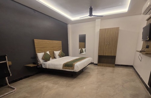 Gorakhpur Hotel | Hotel Golden Tulip'z