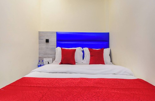 Vile Parle West Hotel | Hotel Good Luck Residency