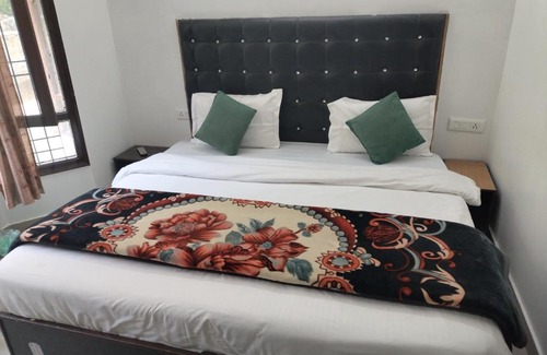 Shimla Resort | Hotel Green Forest View Mountain Touch