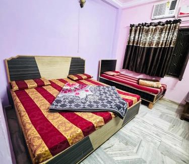 Haridwar House | Hotel Hari Ganga - Harkipauri Road