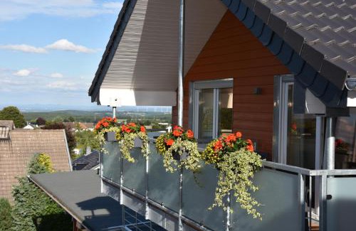Nideggen Hotel | Hotel Haus Seeblick