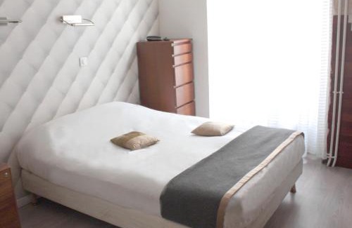 Quartier de la Porte-Saint-Denis Hotel | Hotel Hauteville Opera