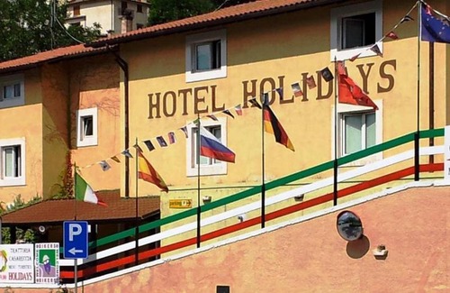 Barrea Hotel | HOTEL HOLIDAYS a Barrea - Natura, Relax e Benessere nel Parco d'Abruzzo