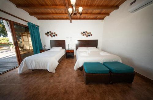 Puerto Villamil Hotel | Hotel Isamar Galapagos Beachfront