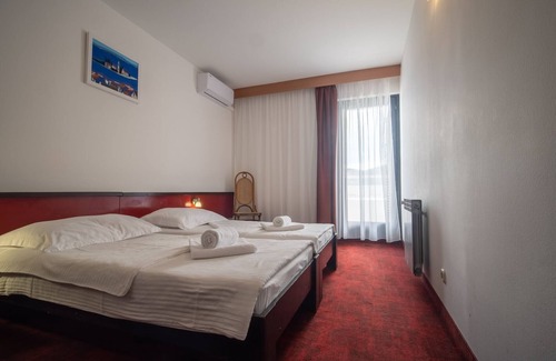 Cove Rogacic House | Hotel Issa - Double Room Park View 32