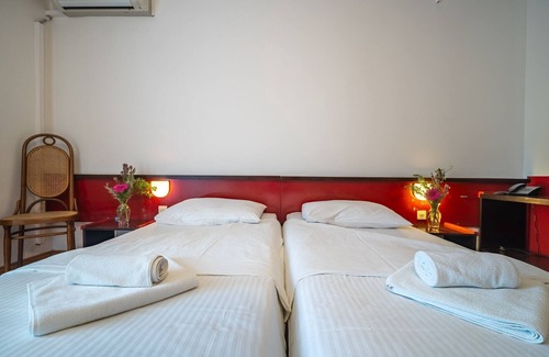 Cove Rogacic House | Hotel Issa - Double Room Sea View 24