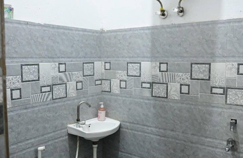 Faizabad Hotel | Hotel Jeevan Sathi By GRB