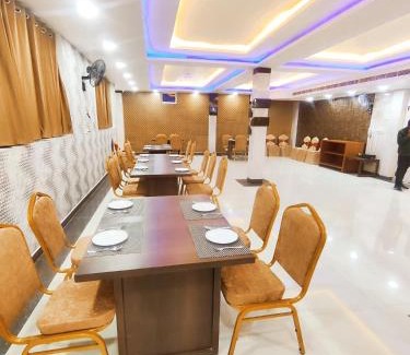 Gorakhpur Hotel | HOTEL JVS PALACE