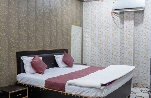 Dhanauli Hotel | Hotel Kaka Ji Palace