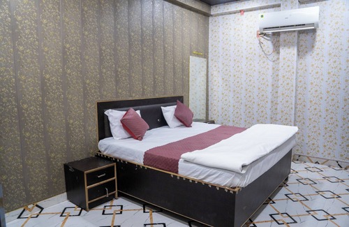 Dhanauli Hotel | Hotel Kaka Ji Palace