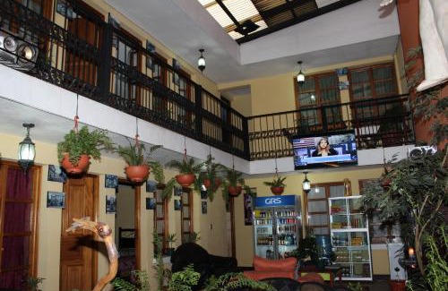 Quetzaltenango House | Hotel Kasa Kamelot