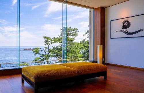 Kinosaki Onsen Hotel | Hotel Kinparo