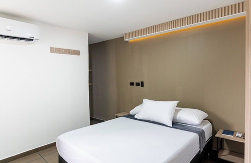 Laureles - Estadio Hotel | HOTEL LAX