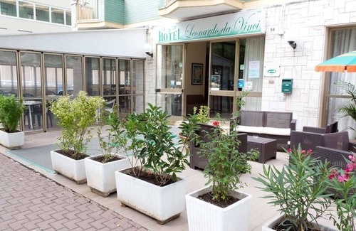 Pesaro Hotel | HOTEL LEONARDO DA VINCI