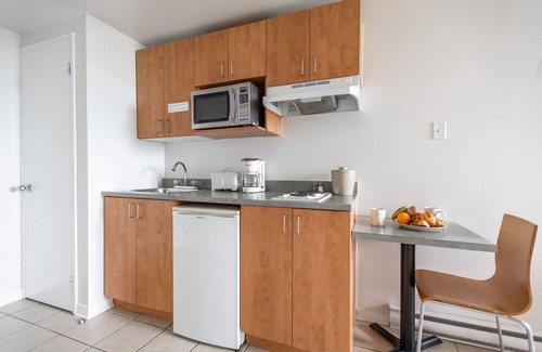 Ville-Marie Apartment | Hotel Les Suites Labelle
