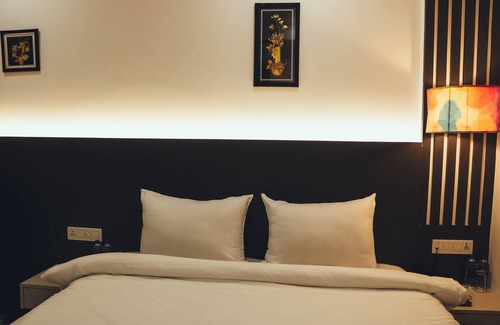 Kota Hotel | Hotel Madhushree