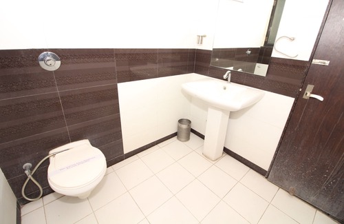 Raipur Hotel | Hotel Meera