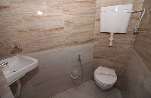 Raipur Hotel | Hotel Meera
