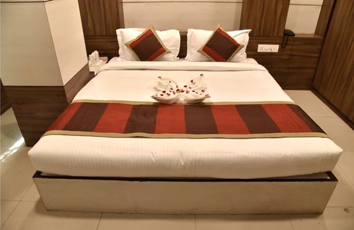 Sindhi Camp Hotel | Hotel Metro View
