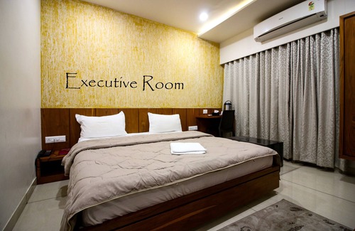 Vadodara House | Hotel Midtown