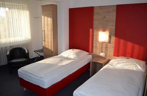 Stadtmitte Hotel | Hotel Minerva Garni