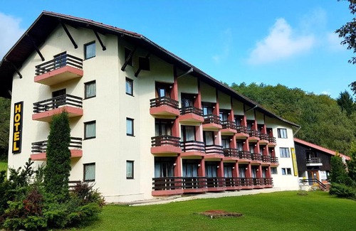 Tjentiste Hotel | Hotel Mladost