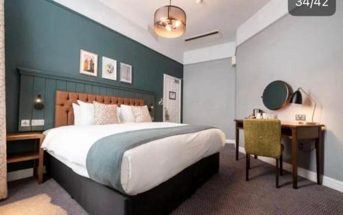 Aerocity Hotel | Hotel Moon Residency-Near IGI-Airport-Terminal-3