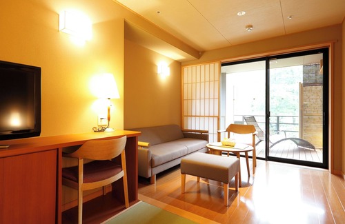 Hakone Hot Springs House | Hotel Nanpuso