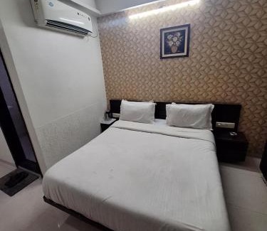 Kalol Hotel | Hotel Nayan palace