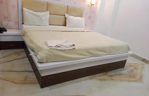 Mathura Hotel | Hotel New Vintage Mathura