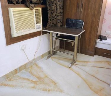 Mathura Hotel | Hotel New Vintage Mathura