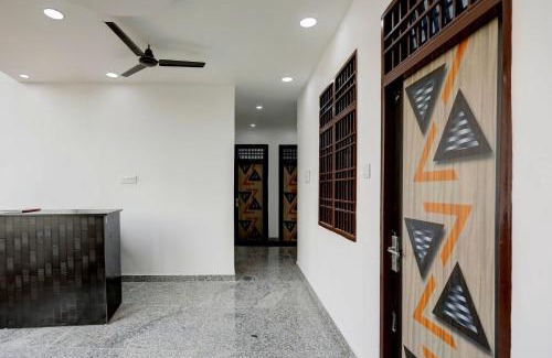 Civil Lines Hotel | Hotel O Awadh Inn