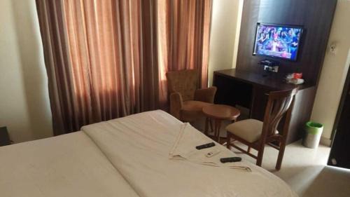 Gurugram Hotel | Hotel O Drippy Stays