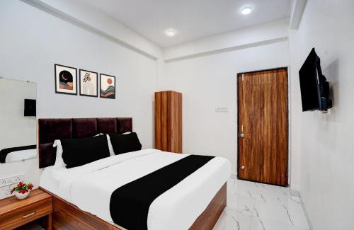 Indore Hotel | Hotel O Mannat