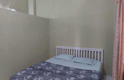 Manado City Centre Hotel | Hotel O Onong's Homestay Near Dodikjur Rindam XIII/Merdeka