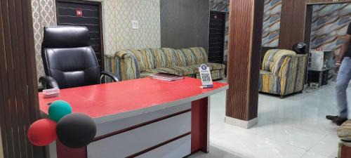 Faridabad Hotel | Hotel O Priya