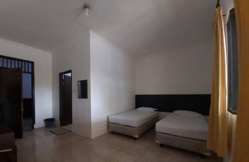 Makassar Hotel | Hotel O Rantepao Lodge Near Patung Tedong Bonga