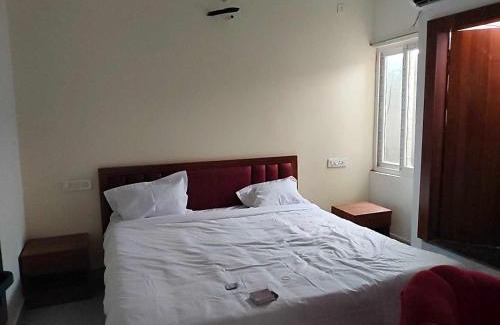 Gorakhpur Hotel | Hotel O Royal Krishna