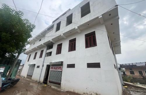 Chaksu Hotel | Hotel O Royal Palace Hotel