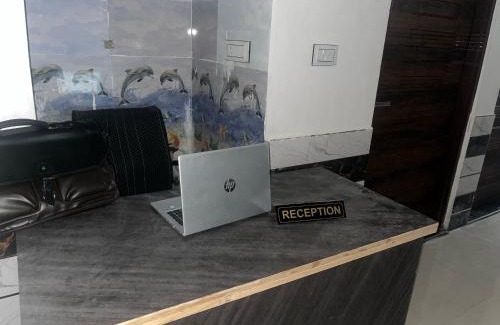 Chaksu Hotel | Hotel O Royal Palace Hotel